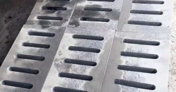 本溪 芝麻灰石材沟盖板