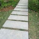 本溪 芝麻黑小区踏步、汀步石铺装效果
