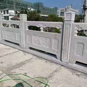 本溪 芝麻白栏杆