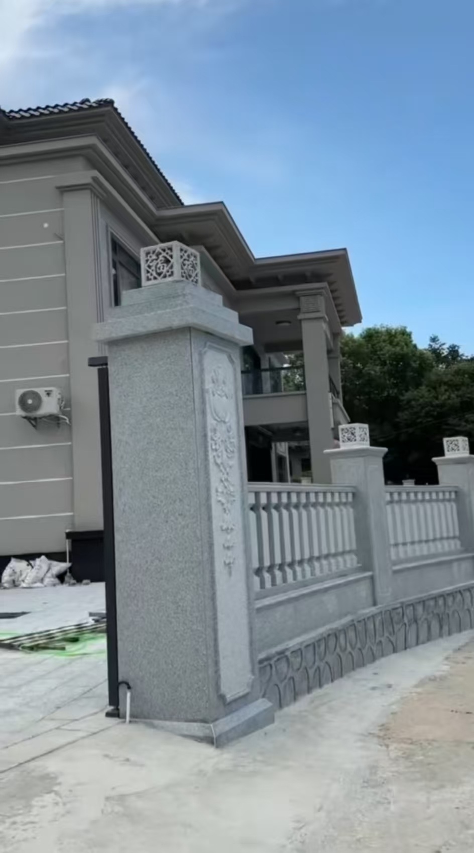 本溪 芝麻白别墅围墙栏杆，私人订制