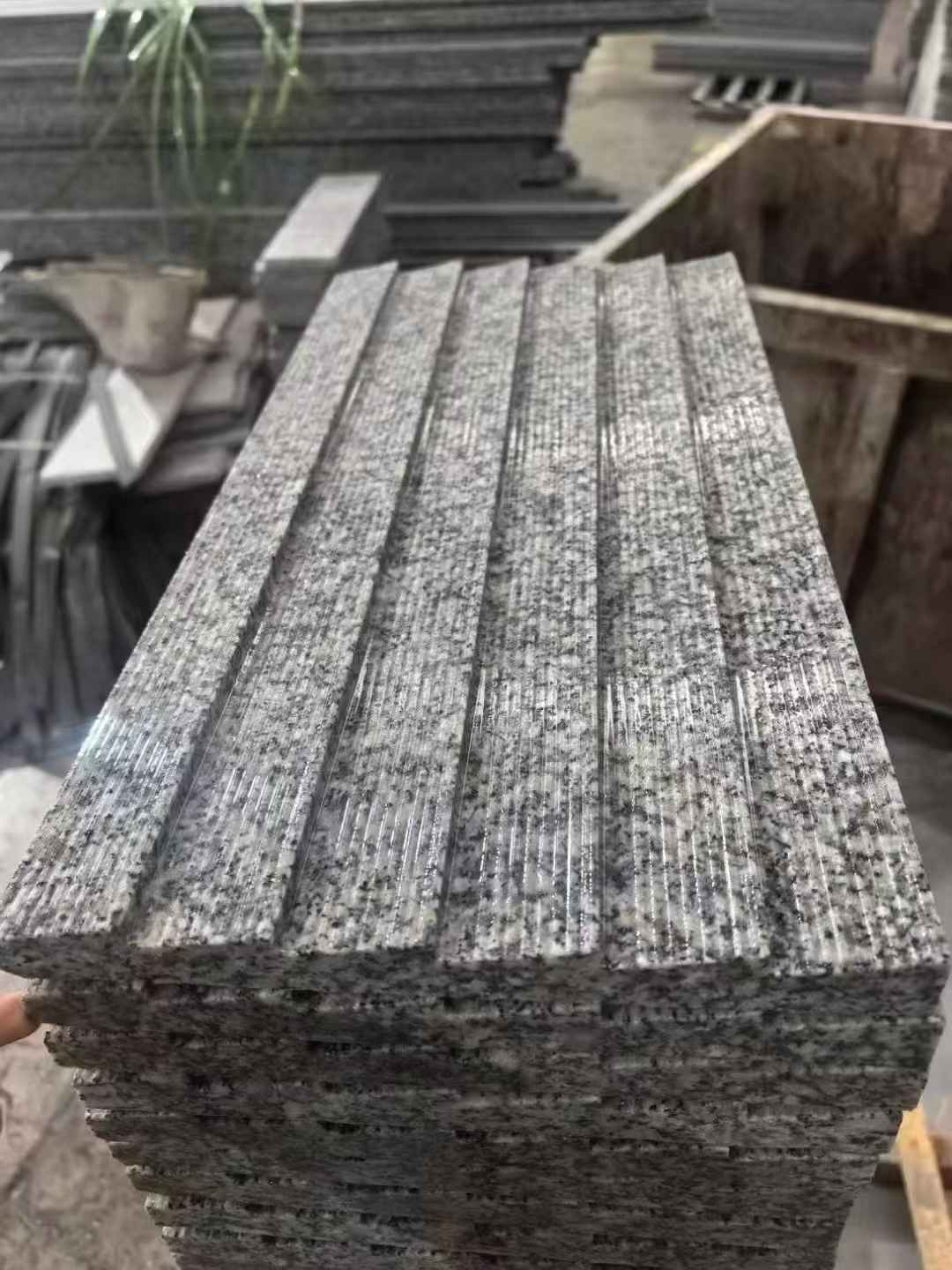 本溪 狼牙石