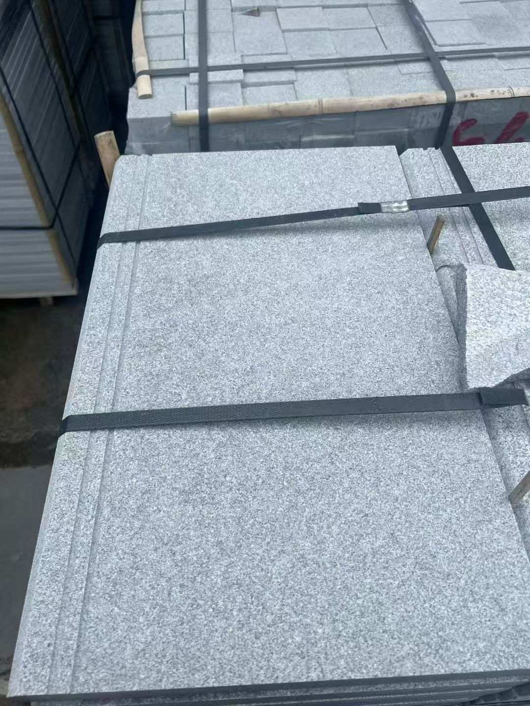 本溪 芝麻灰火烧面拉槽台阶