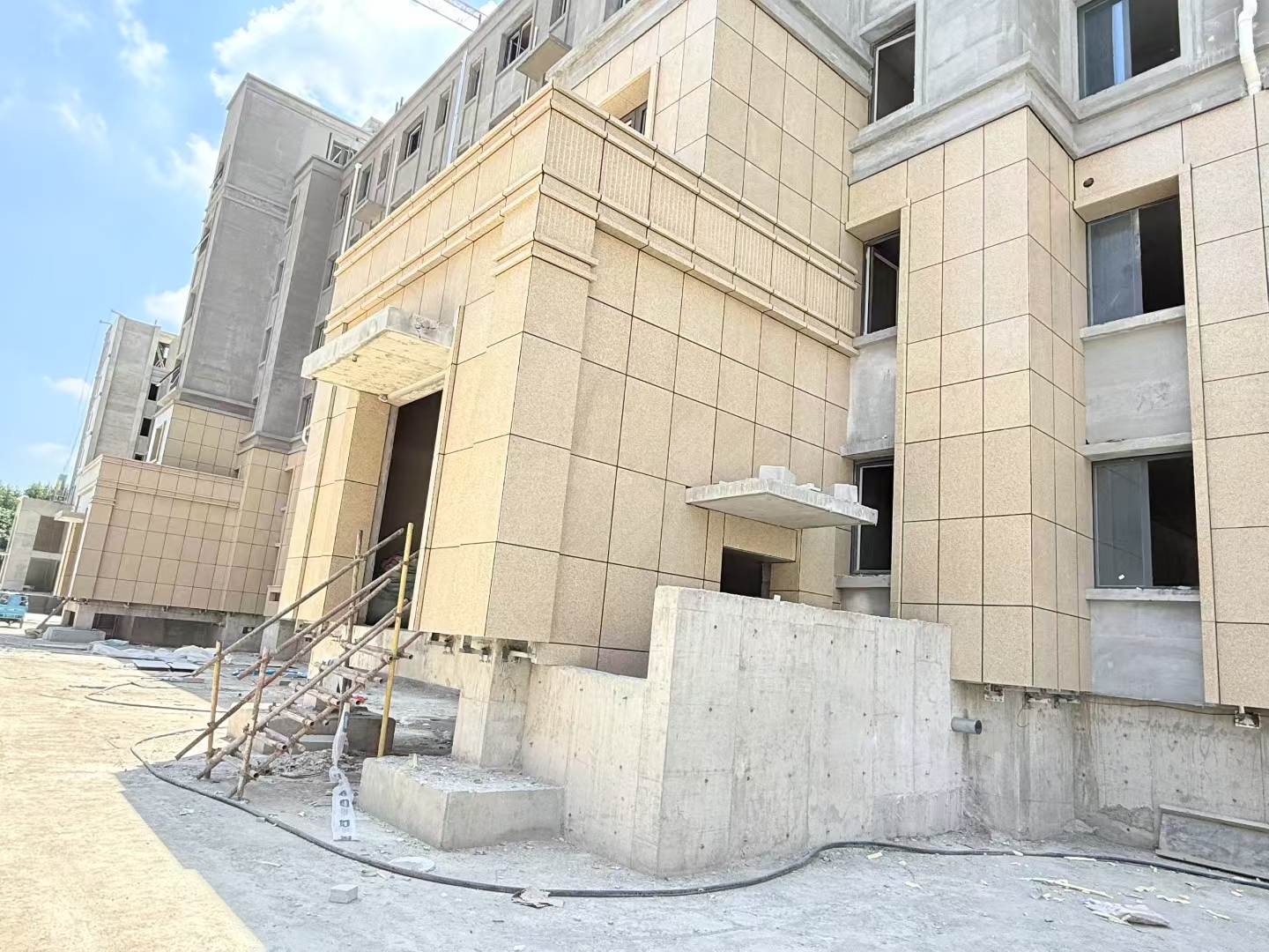 本溪 黄金麻干挂，工地实拍